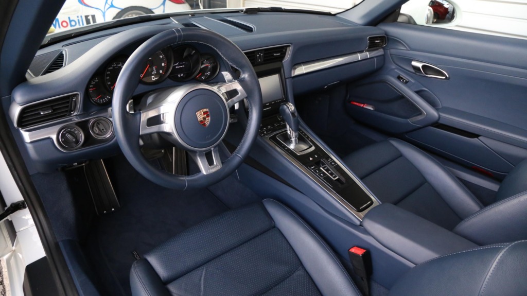 ヨッティングブルー