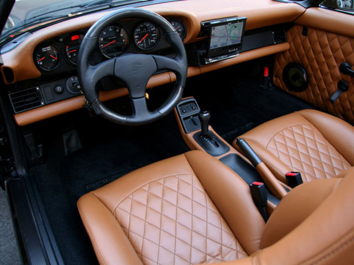 ☆ ご成約情報 ☆ 94y 964スピードスター RS 3.8Look