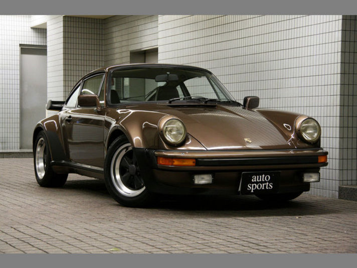 1/18ミニカー オートアート製ポルシェ911 3.0 ターボ（ブラウン）