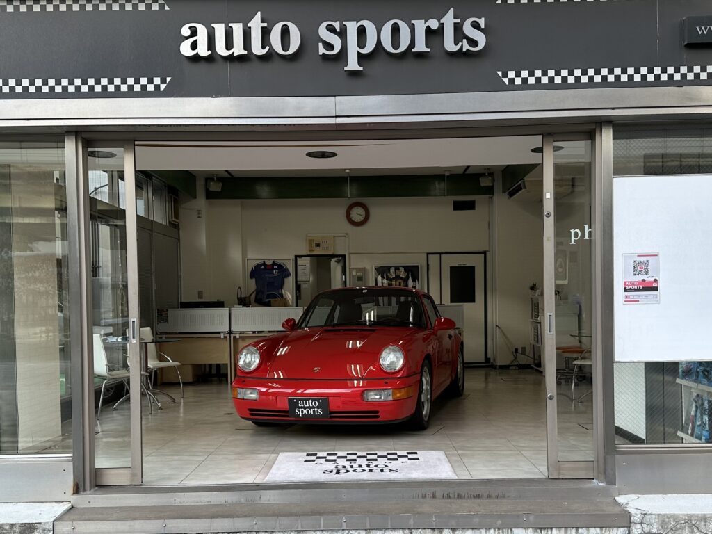 ポルシェで感じる、四季の流れ