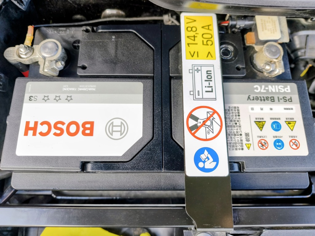 ポルシェのバッテリーについて（鉛バッテリーとリチウムイオンバッテリー）